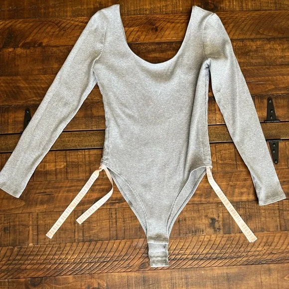 Victoria's Secret Light Gray Long Sleeve Bodysuit - Picture 5 of 5